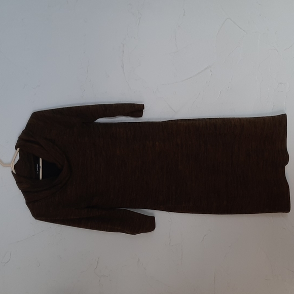 LE CHATEAU Knit Dress - Picture 2 of 5